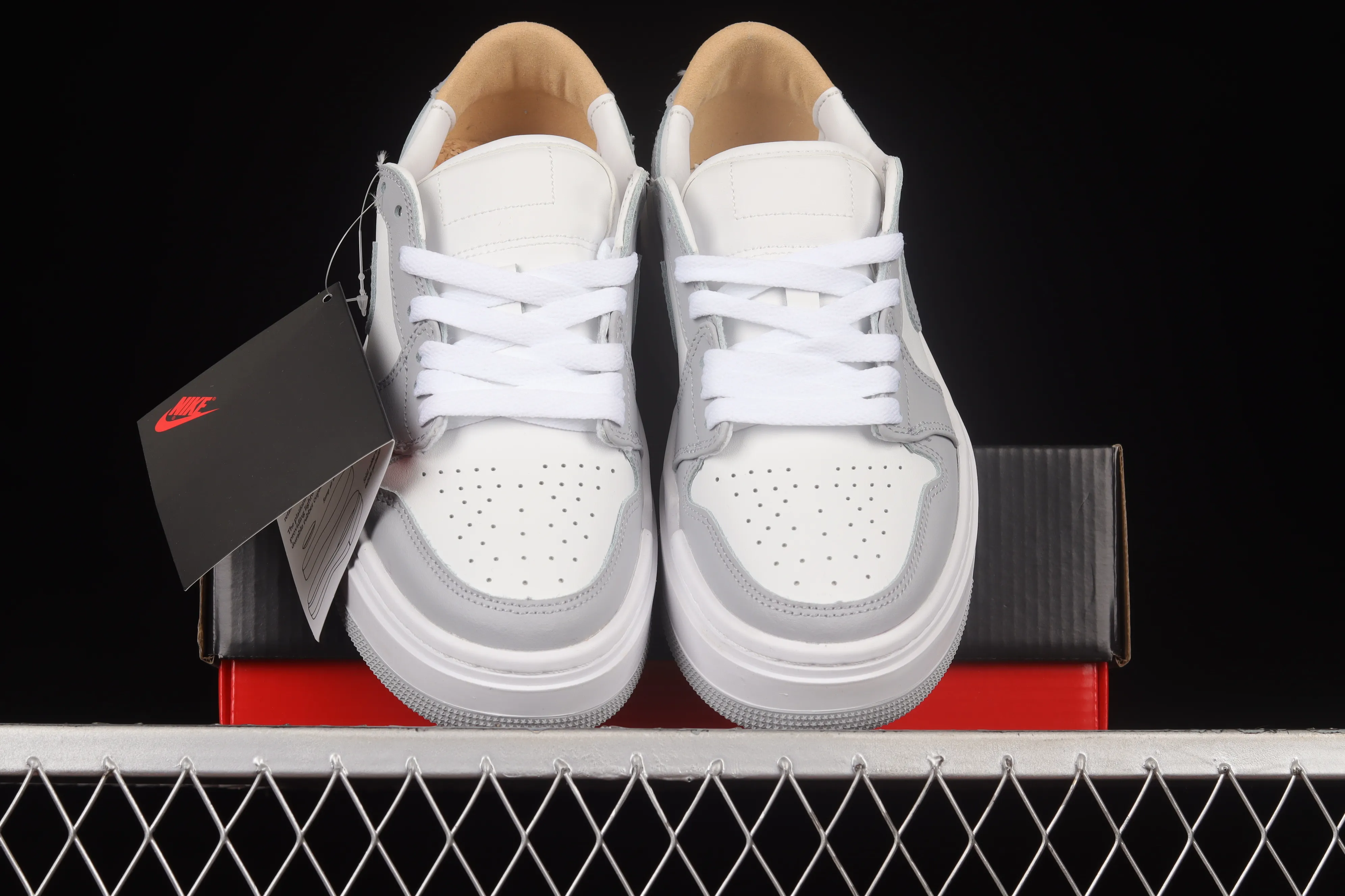 All categories Air Jordan Jordan series basketball shoes Air Jordan 1 Low Air Jordan 1 Elevate Low SE "Wolf Grey" Little AJ thick-soled retro basketball shoes DH7004-100